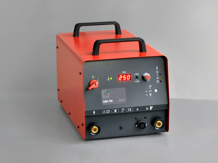 Máquina de soldar pernos LBH 710 para proceso de arco corto